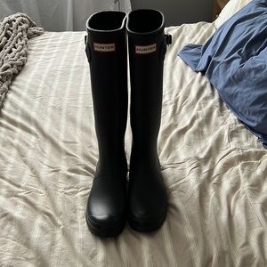 Hunter Boots- size 9